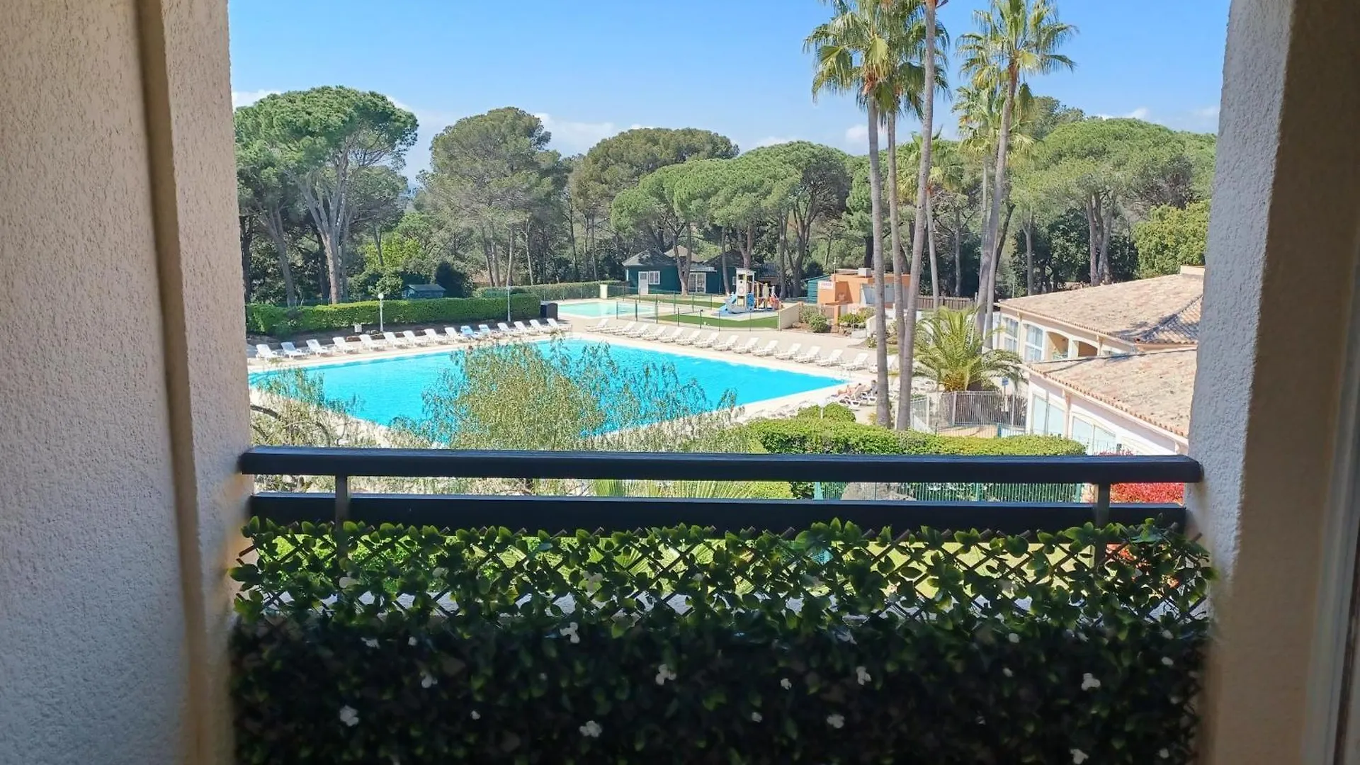 Bel Appartement Climatise Saint-Raphael France