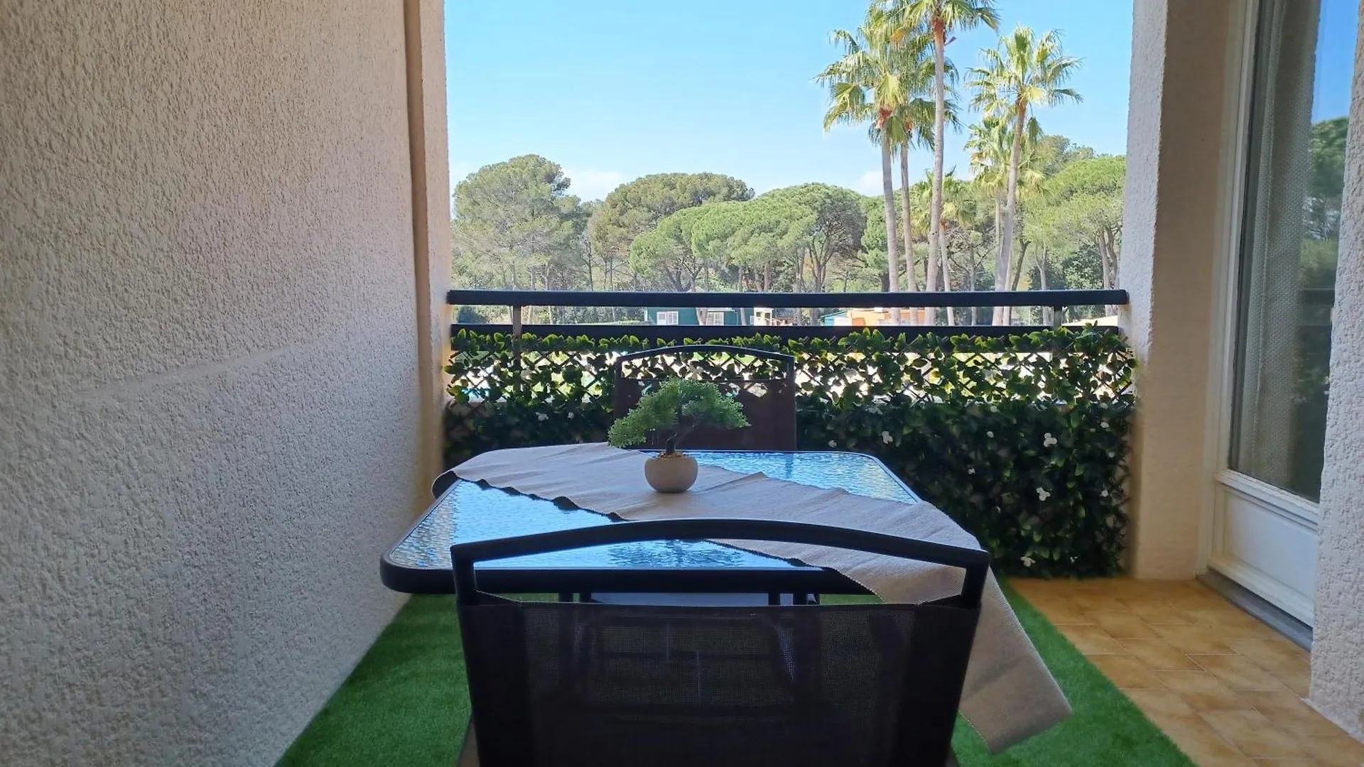 Bel Appartement Climatise Saint-Raphael